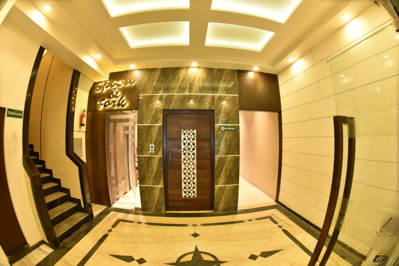 Hotel Manama Мумбаї Екстер'єр фото