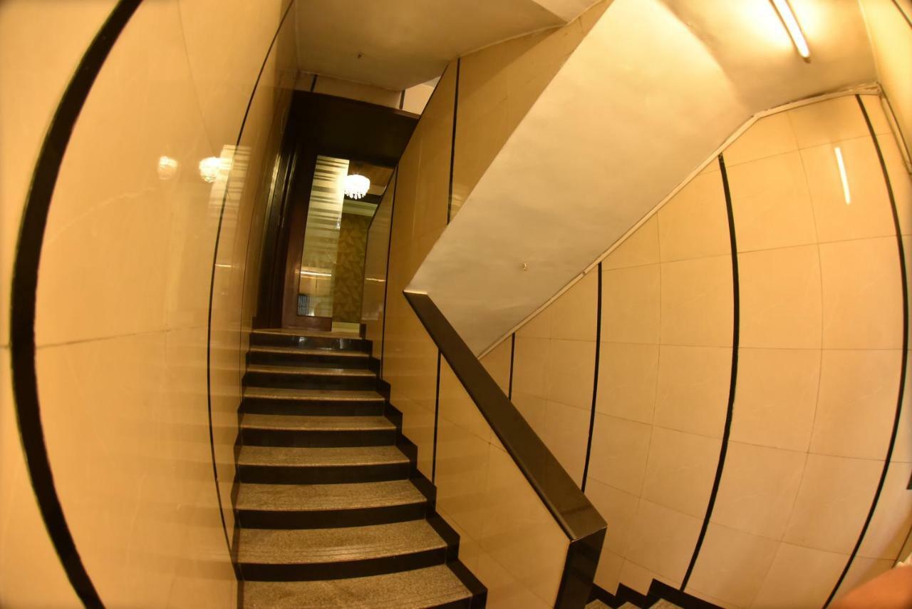 Hotel Manama Мумбаї Екстер'єр фото