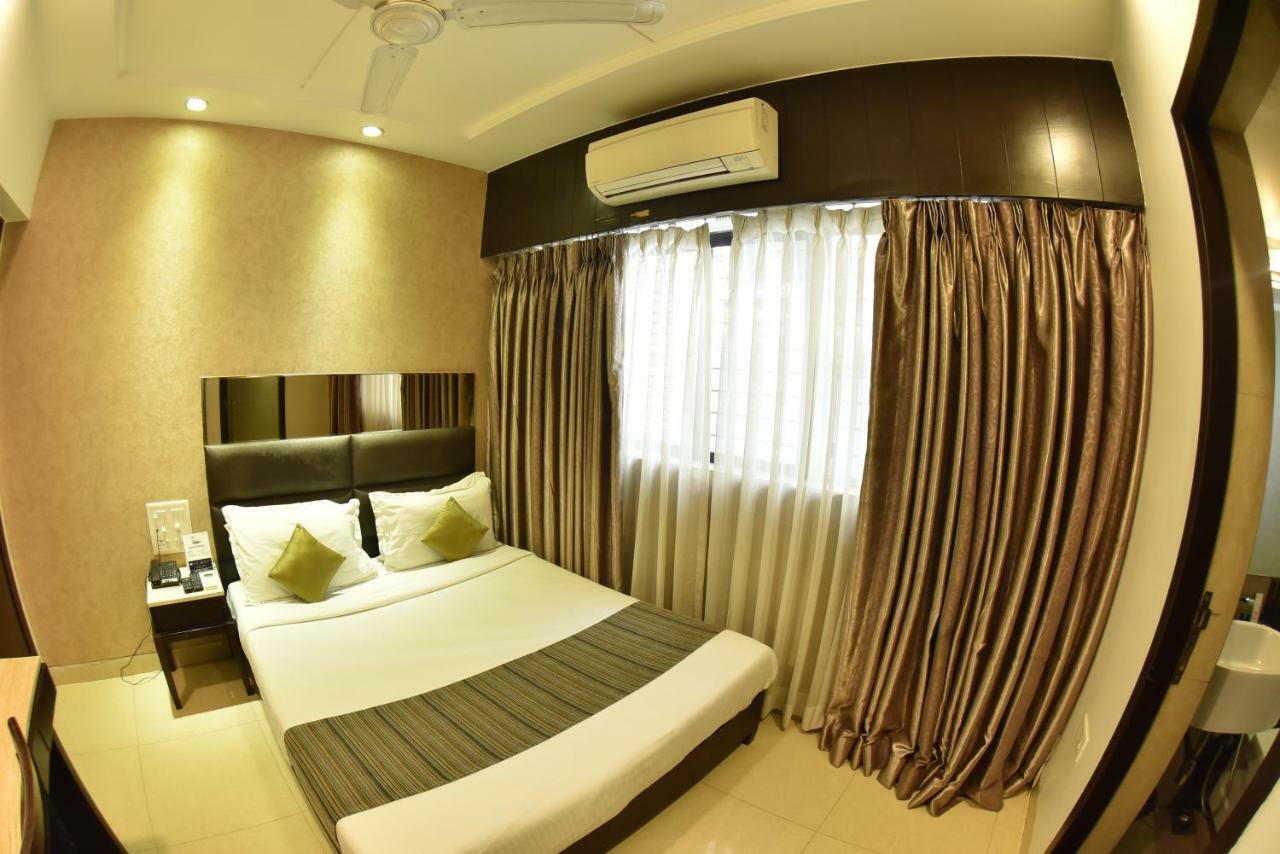 Hotel Manama Мумбаї Екстер'єр фото